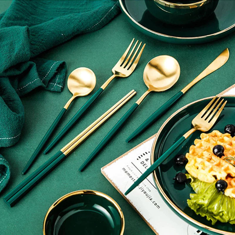 Luxury Green & Golden Flatware Cutlery Set (4pcs)